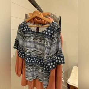 Lucky Brand Navy and White Patterned Blouse